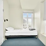 - Bedroom With En Bathroom